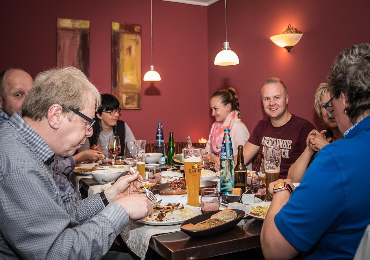 Hotel Restaurant Kochschule Roessle Ельцах Екстер'єр фото