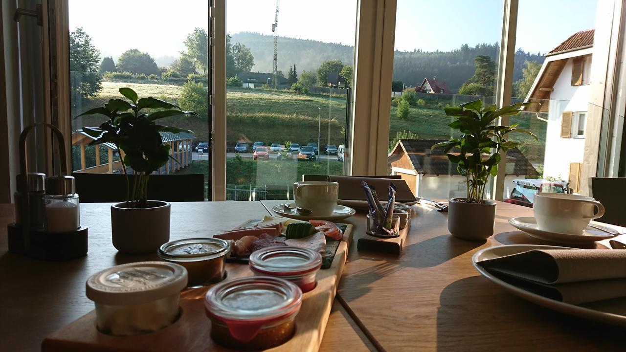 Hotel Restaurant Kochschule Roessle Ельцах Екстер'єр фото