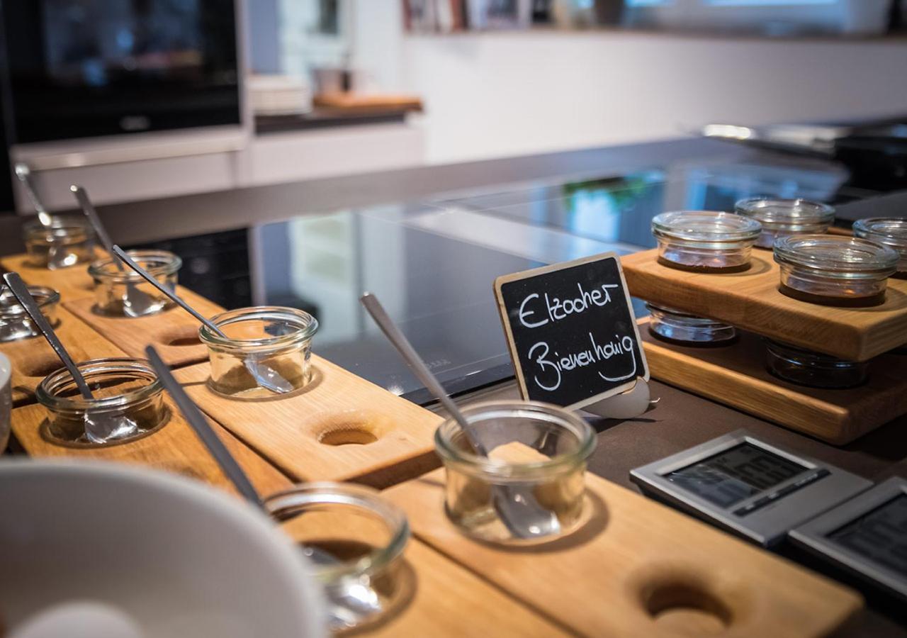 Hotel Restaurant Kochschule Roessle Ельцах Екстер'єр фото